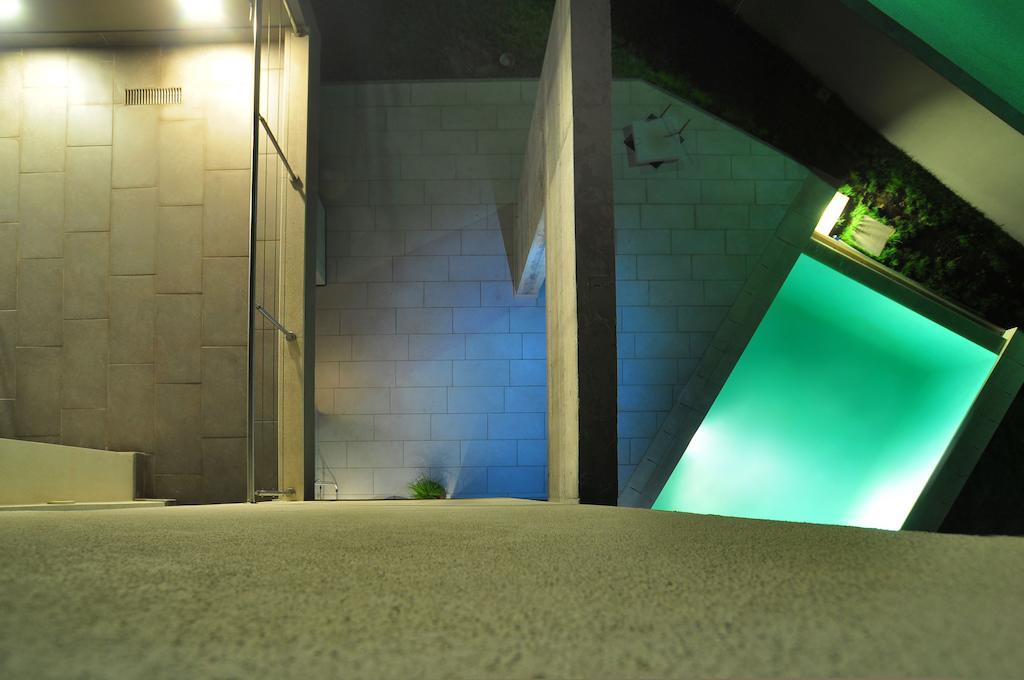 Bed and Breakfast Art House Quartu - Margine Rosso Quartu SantʼElena Exterior foto